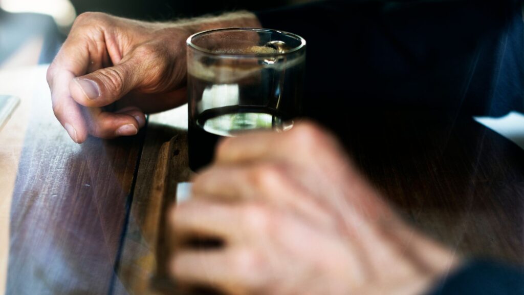 alcohol addiction symptoms